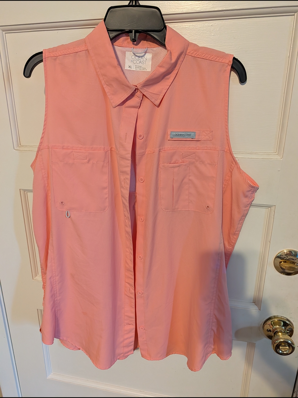 Sleeveless Coral Button-Front Fishing Shirt